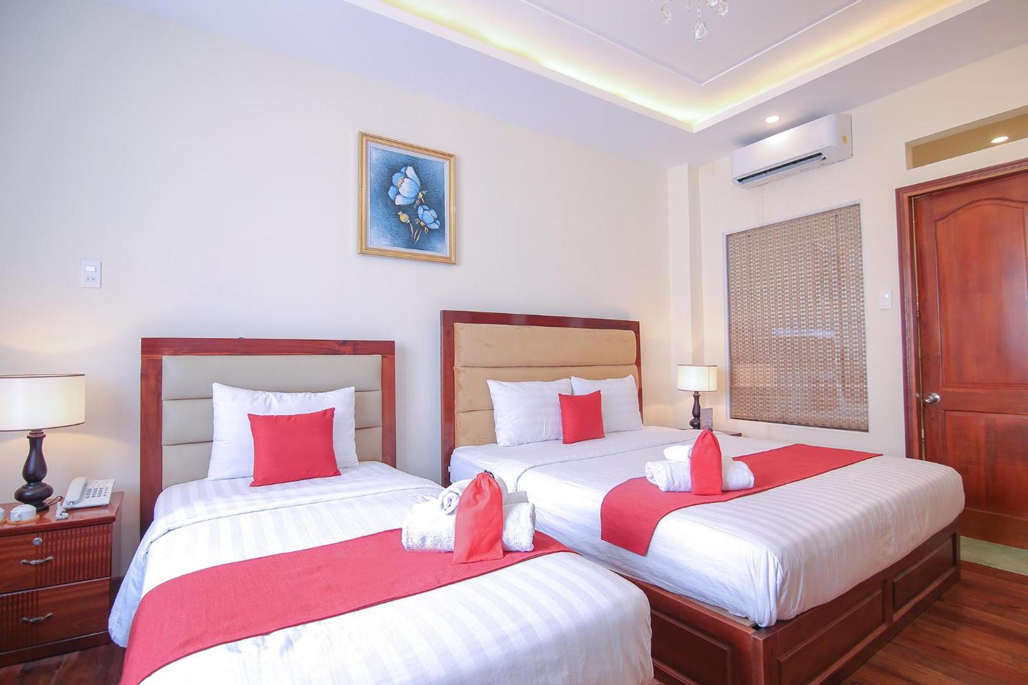 RedDoorz Premium @ Nguyen Thai Son Street Ho-Chi-Minh-Stadt Exterior foto