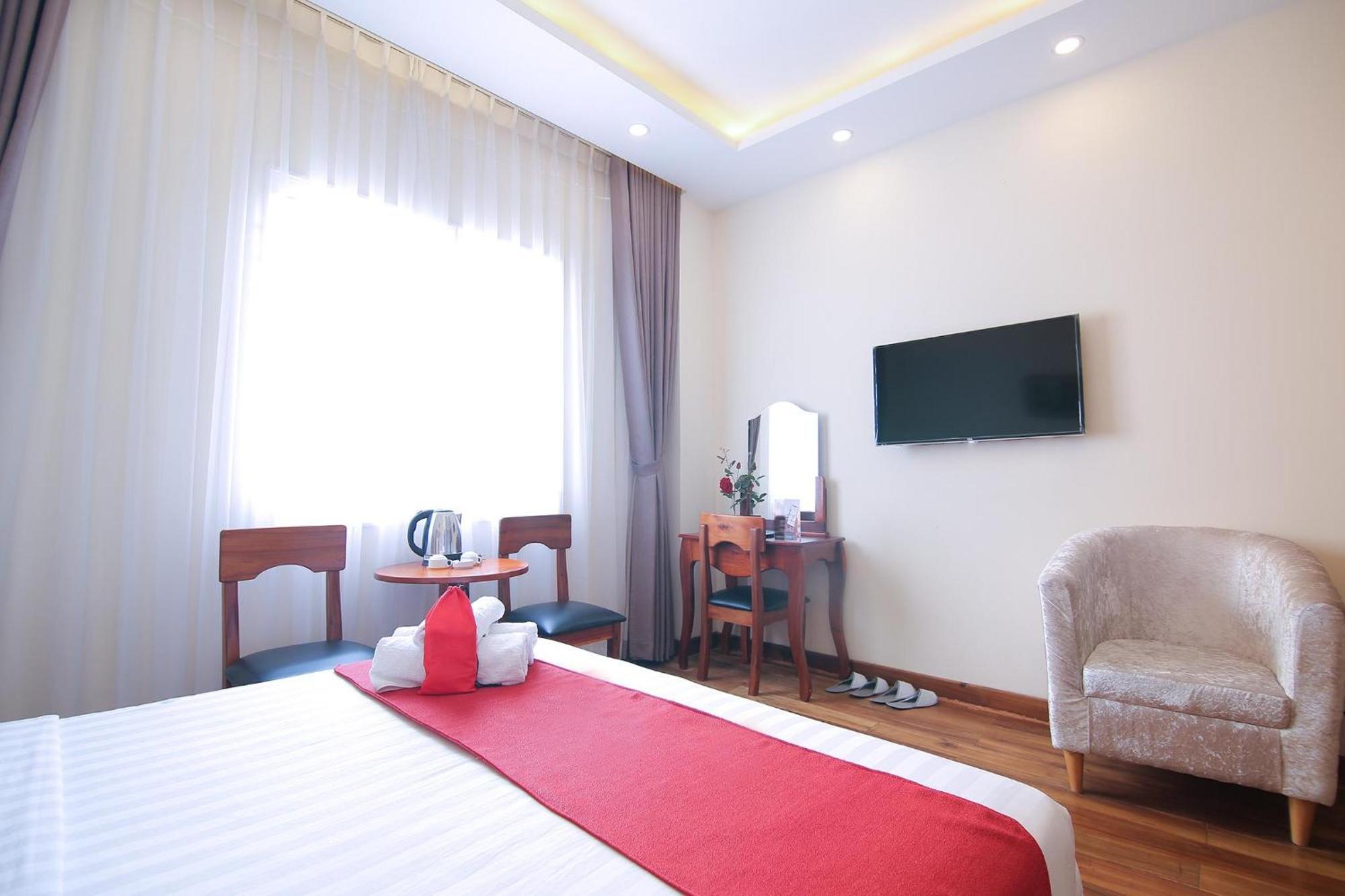 RedDoorz Premium @ Nguyen Thai Son Street Ho-Chi-Minh-Stadt Exterior foto